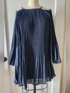 Current Air Navy Pleated Cold-Shoulder Top